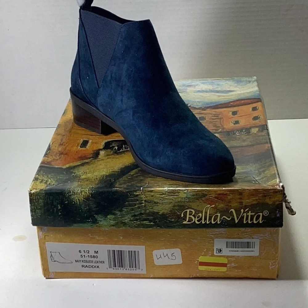 Boot - Picture 7 of 9